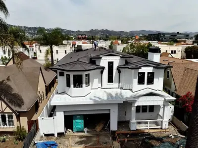 Active installation on a Los Angeles home.